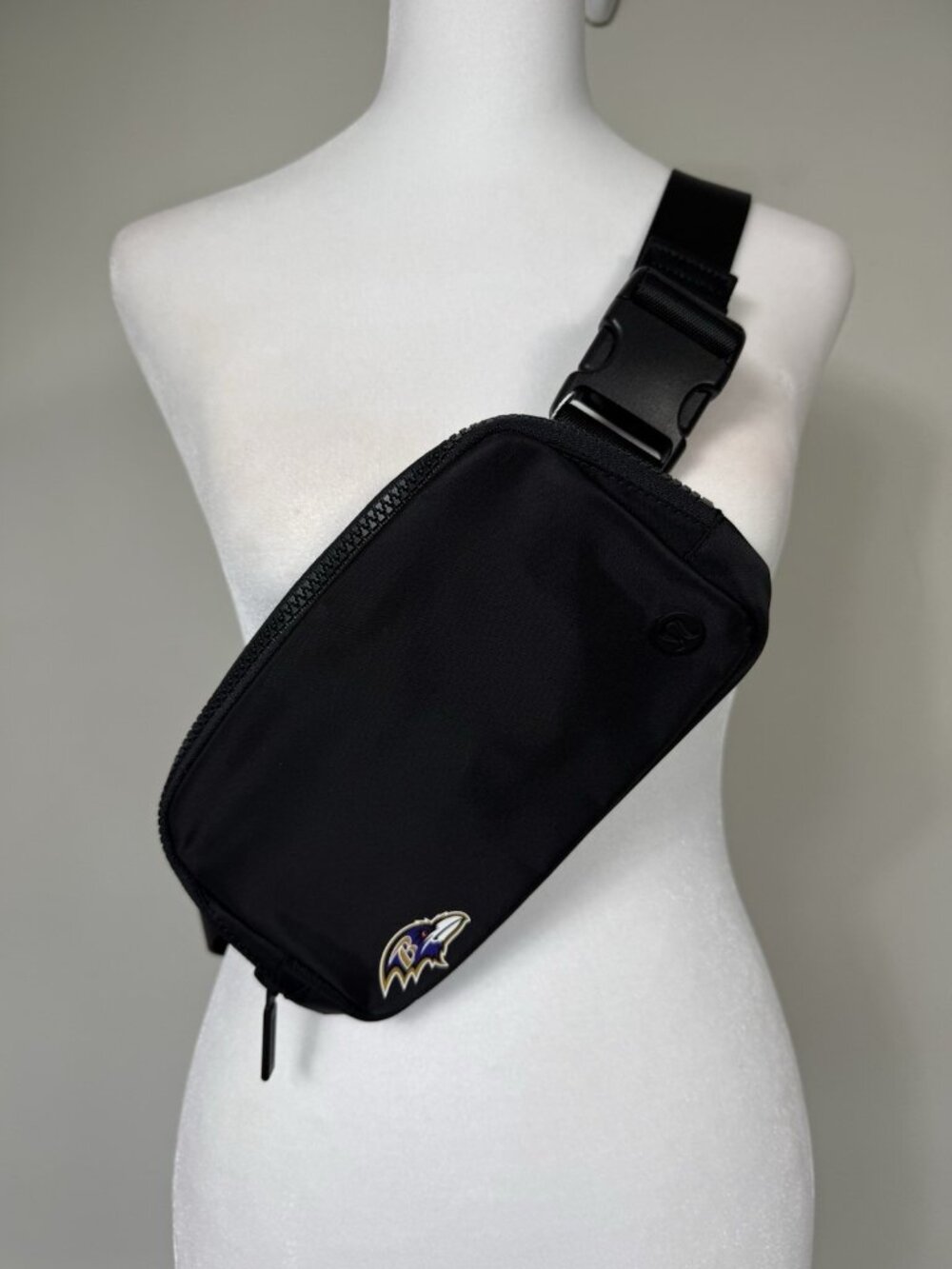 Lululemon Baltimore Ravens NFL Everywhere Belt Bag Black NWT